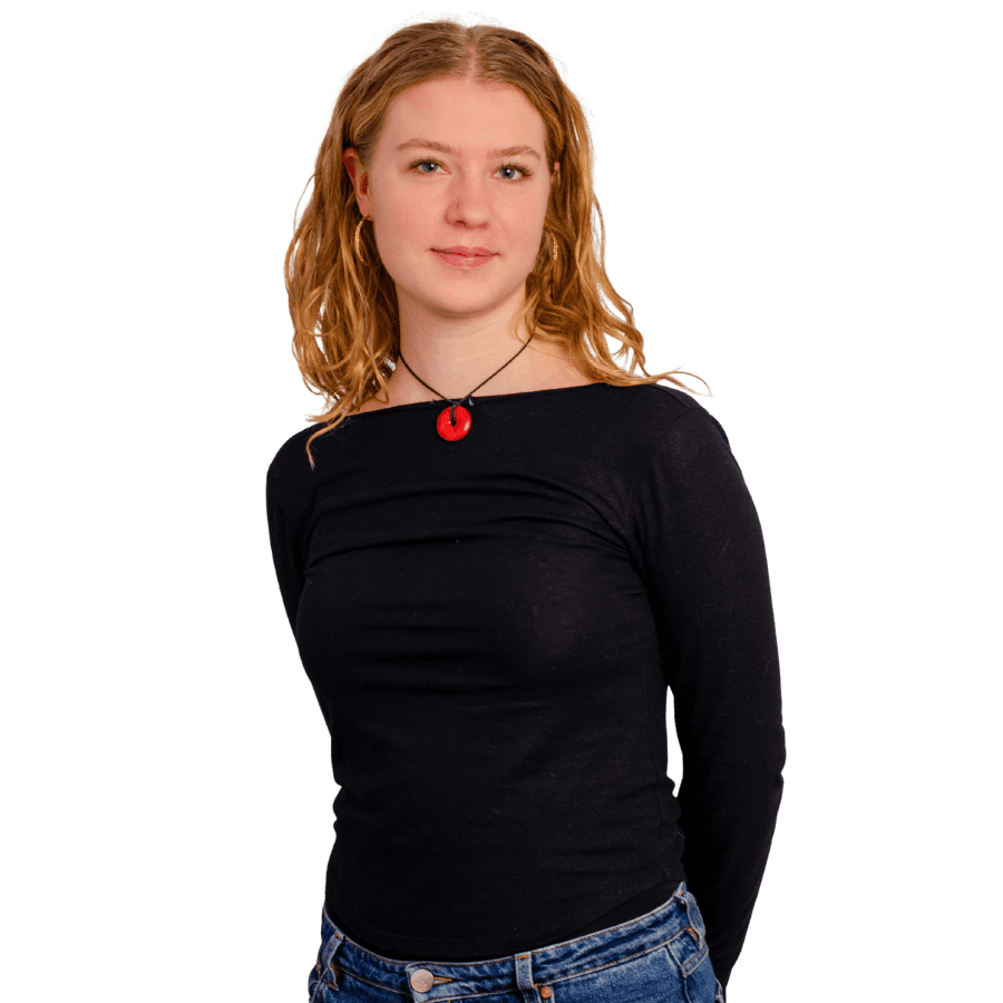 Marie Skydsgaard, stud.jur., øens advokatfirma